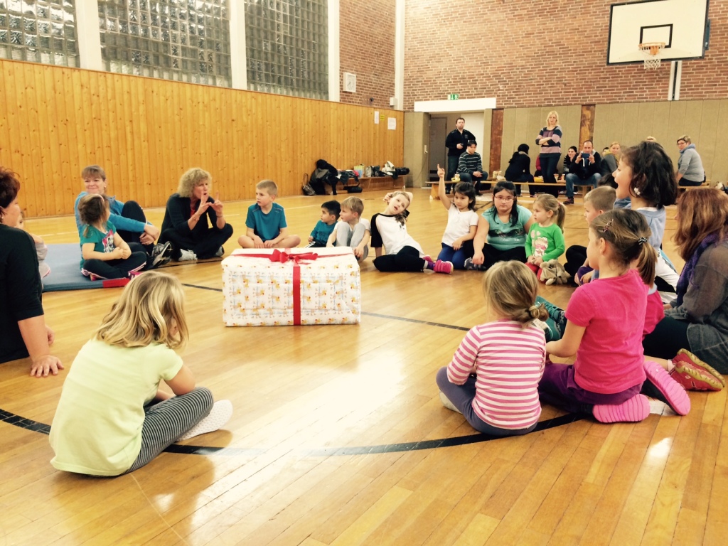 Weihnachtsfeier Kinderturnen SV 08/29 Friedrichsfeld e.V.